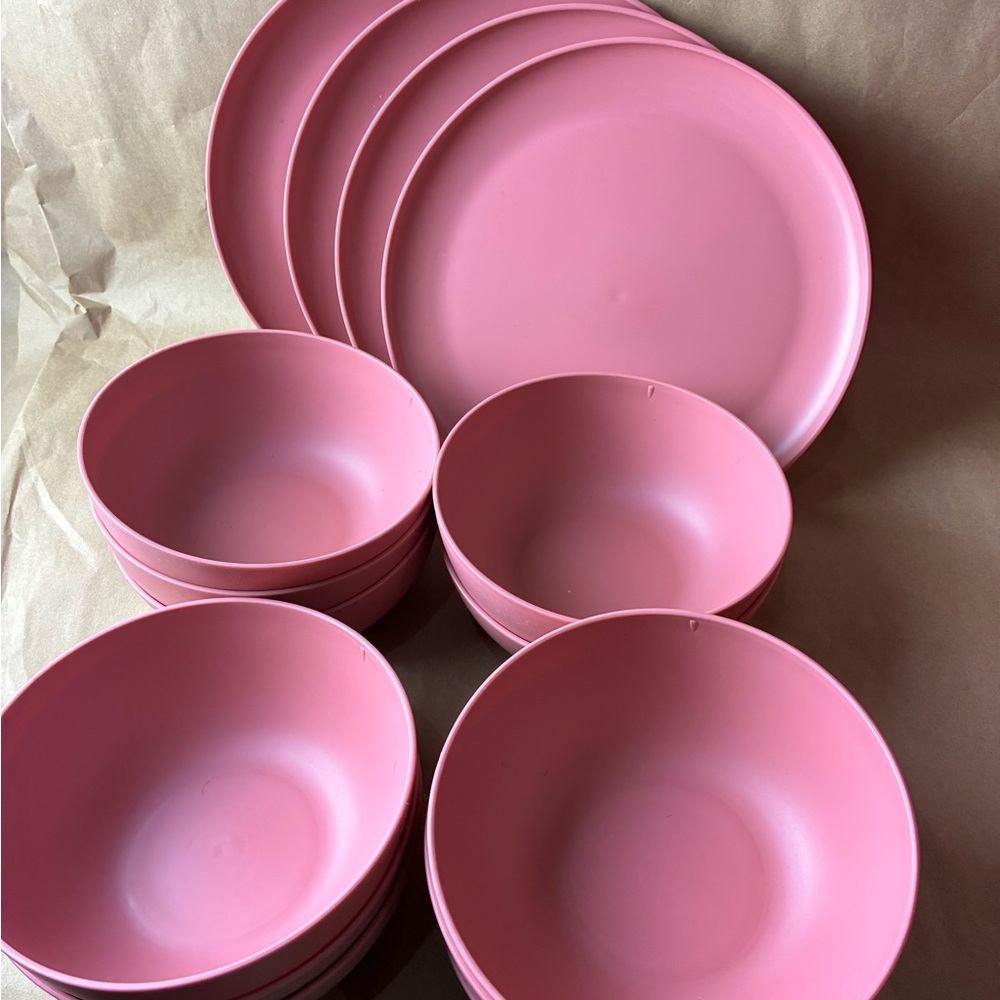 Target Pink Dinnerware Collection - Picture 3 of 5